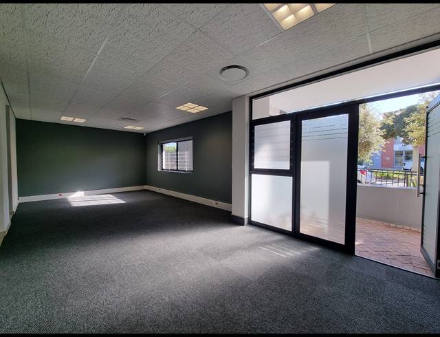 59M² OFFICE RENTED IN CENTURY CITY